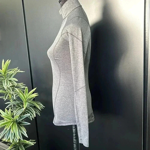 Reebok Play Warm quarter zip pull over thumb hole sleeve, Heather gray - S - Picture 2 of 13